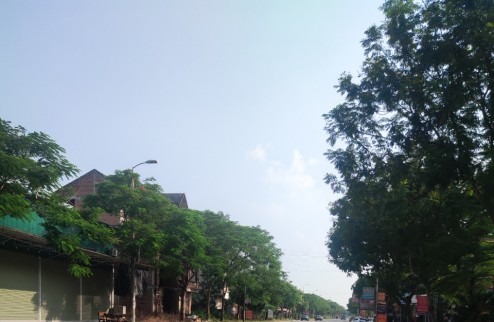 Cần bán đất mặt đường 24 khu đô thị Hà Phong, kinh doanh tốt. Giá bán nhanh.