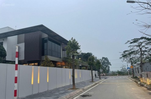 Cần bán đất đấu giá tại tổ 3 thị Trấn Chi Đông, Mê Linh, gần đường Vđ4