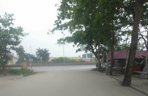 Chính chủ gửi bán lô đất có sẵn nhà về ở. tại tổ 8 thị trấn Quang Minh