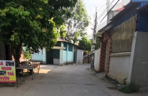 Đất sẵn nhà 3 tầng mới, đẹp. gần vành đai 4