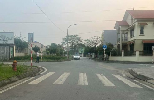 Bán đất đấu giá tổ 3 thị trấn Chi Đông, Mê Linh