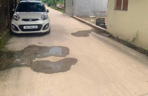 Cần bán lô 97m2 tại tổ 10 thị trấn Quang Minh, Vị trí đẹp. Giá tốt