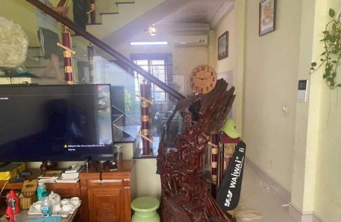 Cần bán nhà tại thị trấn Quang Minh, Mê Linh. Dt 43.5m2 Giá tốt